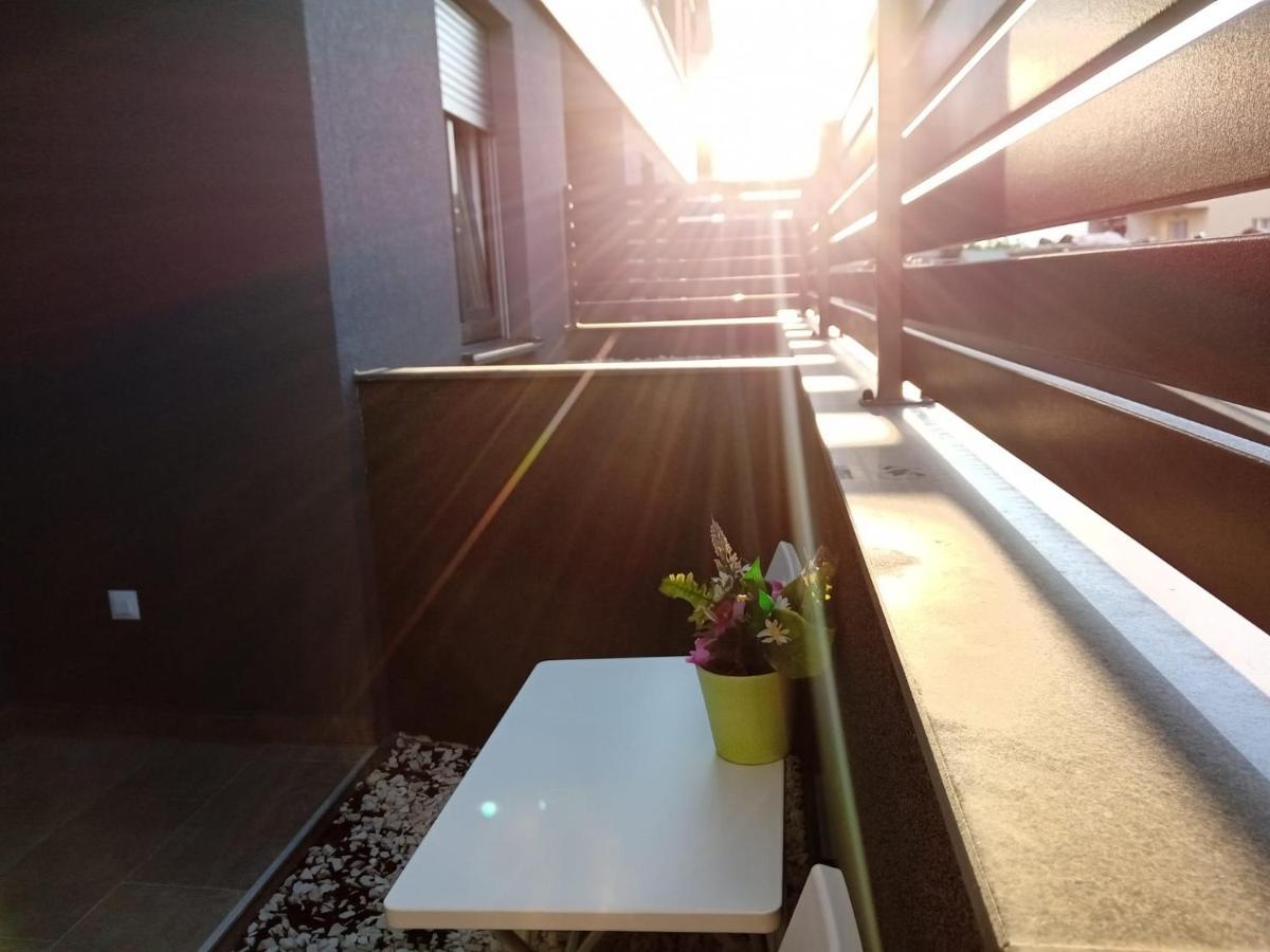 Apartment Paola With Free Private Parking Place スプリト エクステリア 写真