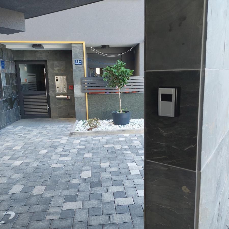 Apartment Paola With Free Private Parking Place スプリト エクステリア 写真