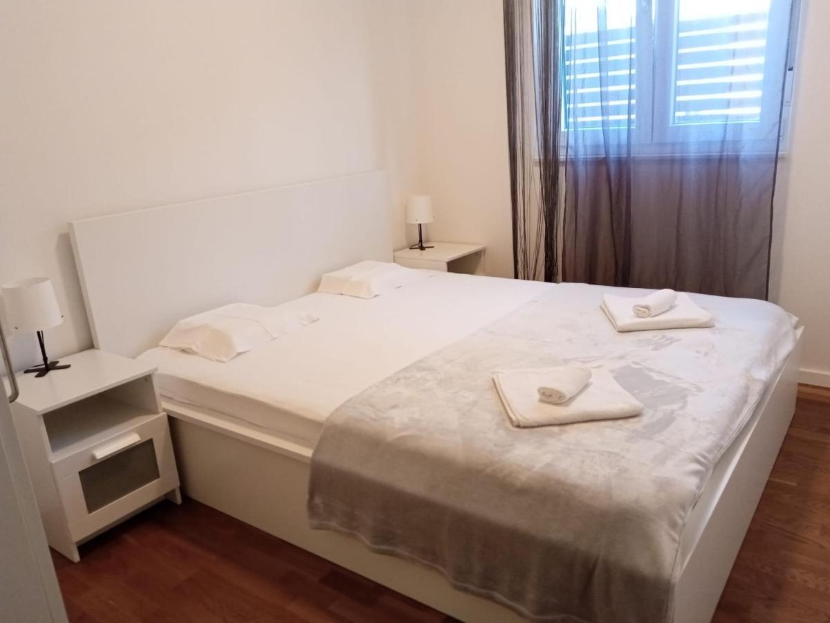 Apartment Paola With Free Private Parking Place スプリト エクステリア 写真